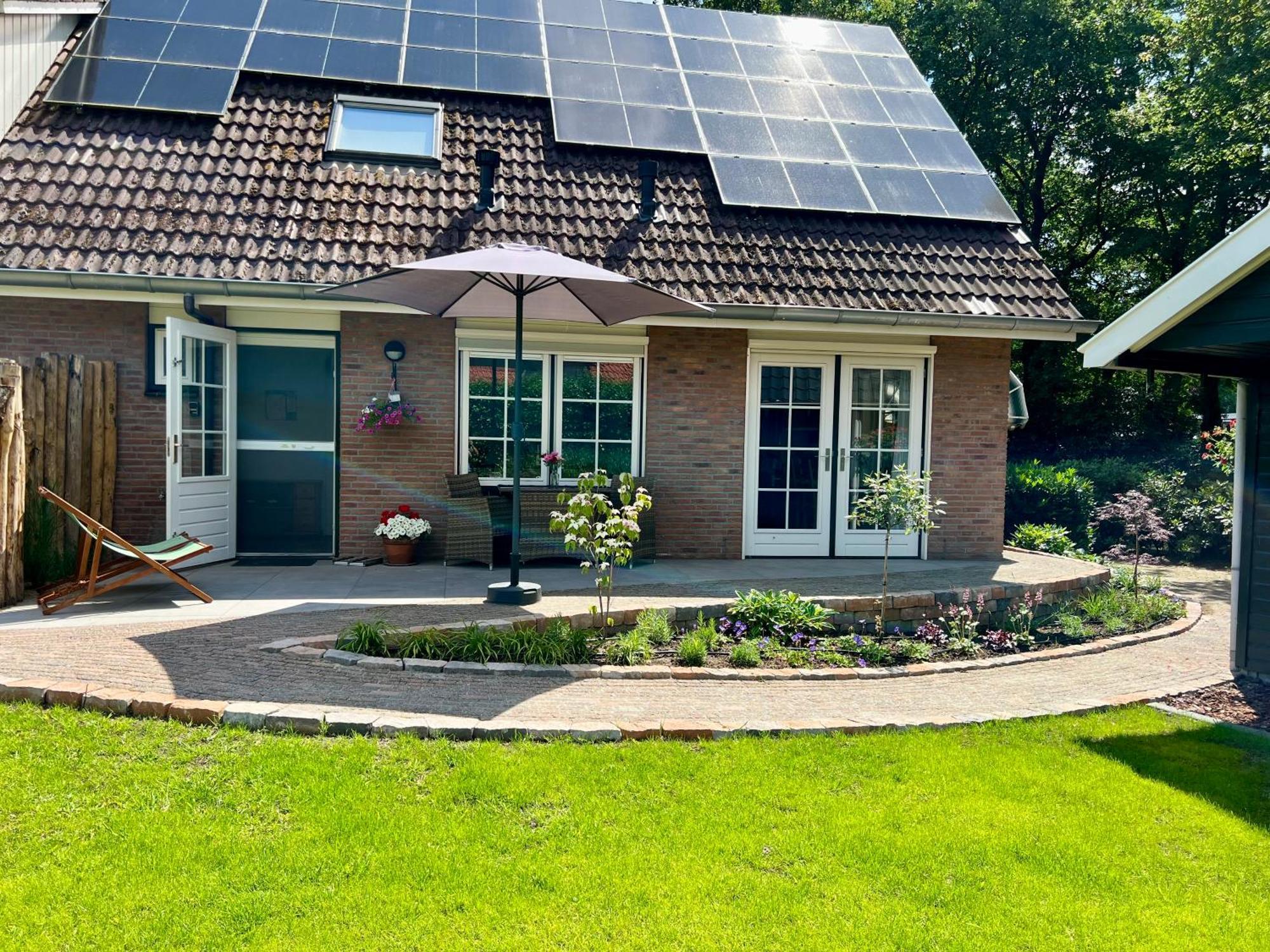 De Bonte Specht Nijverdal Exterior foto